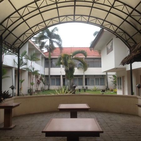 Hotel Royal Palace Bandung Exterior foto